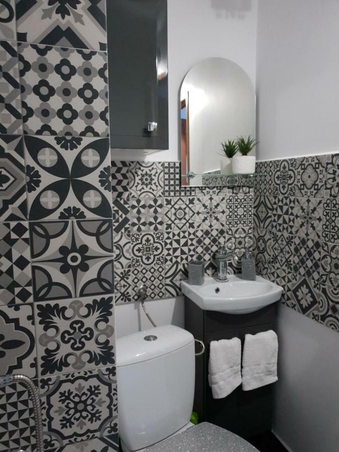 Apartament Wyszynskiego เบียวิสตอก ภายนอก รูปภาพ